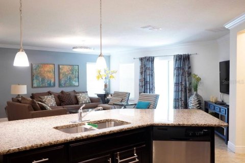 Villa ou maison à louer à Kissimmee, Floride: 4 chambres, 183.76 m2 № 2360867 - photo 3