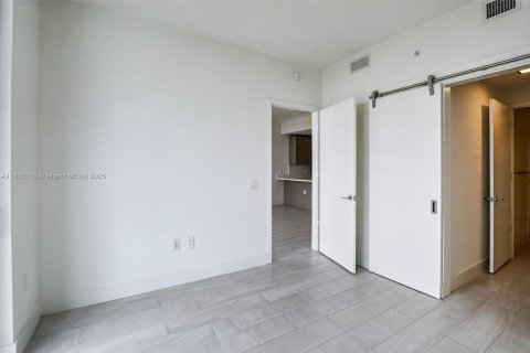 Condominio en alquiler en Sunrise, Florida, 2 dormitorios, 95.32 m2 № 1891072 - foto 14