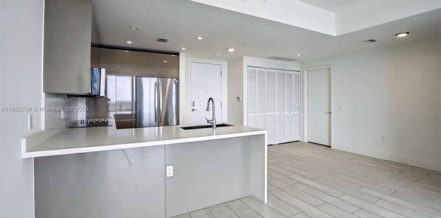 Condo à Sunrise, Floride, 2 chambres № 1891072