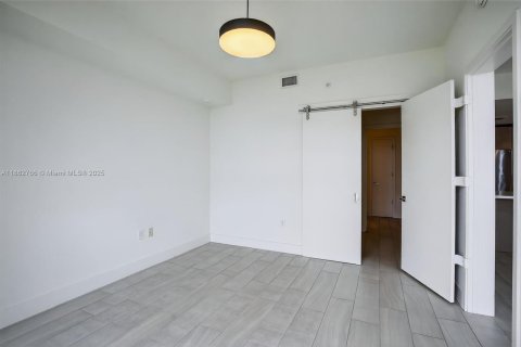 Condominio en alquiler en Sunrise, Florida, 2 dormitorios, 95.32 m2 № 1891072 - foto 18