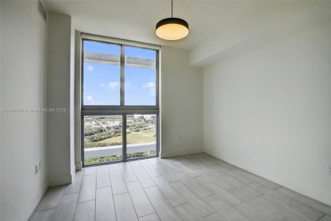 Condominio en alquiler en Sunrise, Florida, 2 dormitorios, 95.32 m2 № 1891072 - foto 17