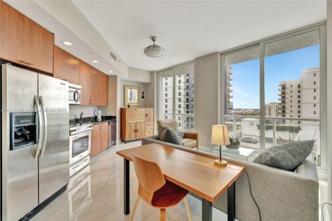 Condominio en alquiler en Fort Lauderdale, Florida, 1 dormitorio, 51.37 m2 № 1973206 - foto 19