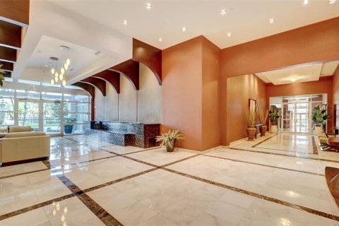 Condominio en alquiler en Fort Lauderdale, Florida, 1 dormitorio, 51.37 m2 № 1973206 - foto 3