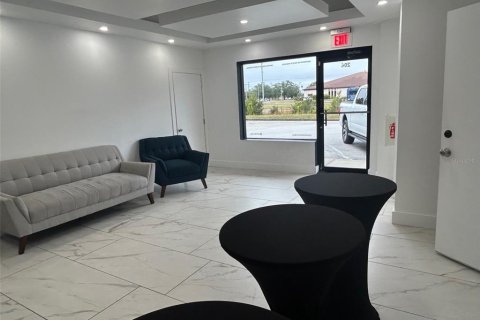 Immobilier commercial à louer à Orlando, Floride: 297.29 m2 № 2135880 - photo 19