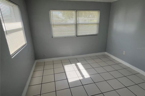Casa en alquiler en Orlando, Florida, 3 dormitorios, 112.41 m2 № 1885780 - foto 4