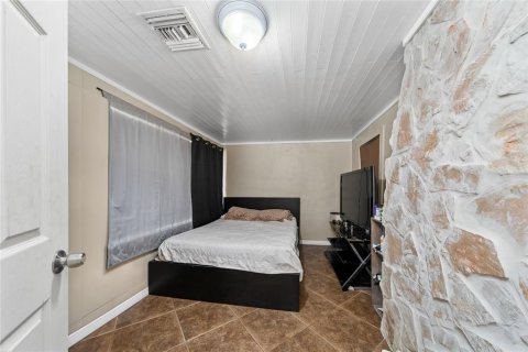 House in Kissimmee, Florida 4 bedrooms, 181.35 sq.m. № 2202280 - photo 5
