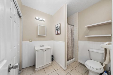 House in Kissimmee, Florida 4 bedrooms, 181.35 sq.m. № 2202280 - photo 29