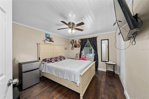 House in Kissimmee, Florida 4 bedrooms, 181.35 sq.m. № 2202280 - photo 19