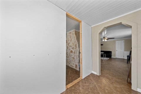 House in Kissimmee, Florida 4 bedrooms, 181.35 sq.m. № 2202280 - photo 3
