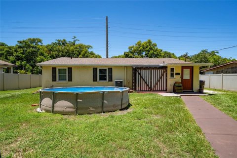 House in Kissimmee, Florida 4 bedrooms, 181.35 sq.m. № 2202280 - photo 20