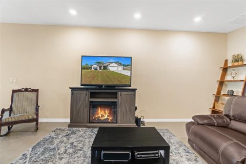 Villa ou maison à vendre à Spring Hill, Floride: 4 chambres, 226.5 m2 № 2093654 - photo 13