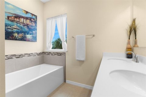 Villa ou maison à vendre à Spring Hill, Floride: 4 chambres, 226.5 m2 № 2093654 - photo 24