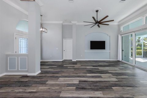 House in Venice, Florida 3 bedrooms, 218.6 sq.m. № 1572057 - photo 9