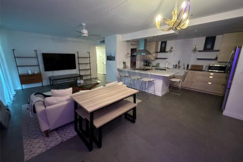 Condominio en venta en Gainesville, Florida, 3 dormitorios, 144.74 m2 № 1879744 - foto 11