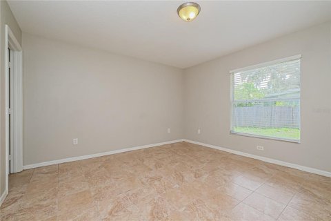 House in Tampa, Florida 3 bedrooms, 111.48 sq.m. № 1913498 - photo 7
