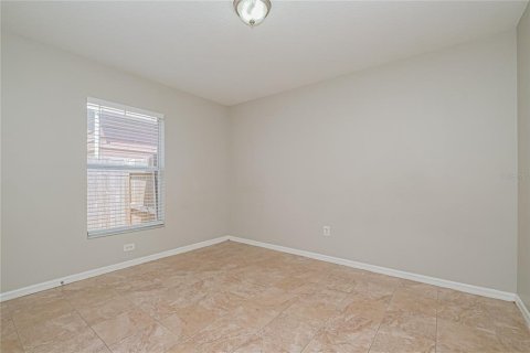 House in Tampa, Florida 3 bedrooms, 111.48 sq.m. № 1913498 - photo 12