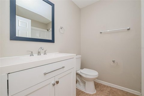 House in Tampa, Florida 3 bedrooms, 111.48 sq.m. № 1913498 - photo 14
