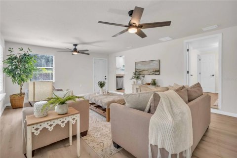 Villa ou maison à vendre à New Port Richey, Floride: 2 chambres, 86.96 m2 № 1517879 - photo 9