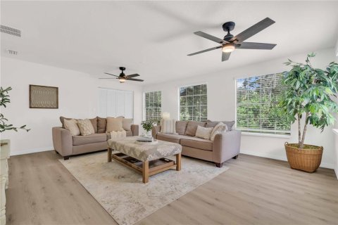 Villa ou maison à vendre à New Port Richey, Floride: 2 chambres, 86.96 m2 № 1517879 - photo 7