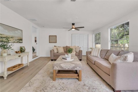 Villa ou maison à vendre à New Port Richey, Floride: 2 chambres, 86.96 m2 № 1517879 - photo 8