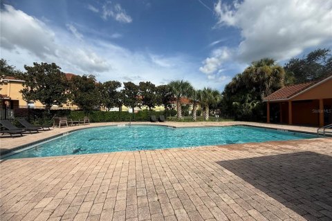 Townhouse in Kissimmee, Florida 3 bedrooms, 126.53 sq.m. № 2210571 - photo 26