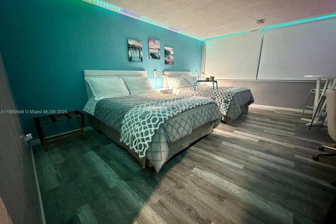 Copropriété à louer à Sunny Isles Beach, Floride: 33.44 m2 № 1977547 - photo 3