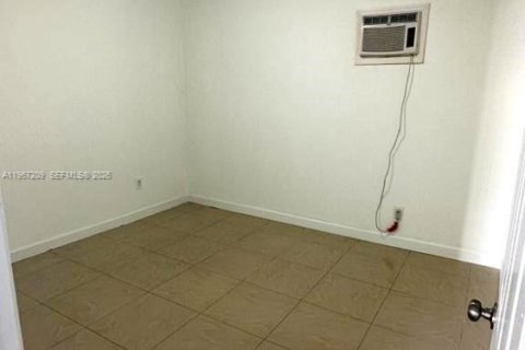 Appartement à louer à Miami, Floride: 2 chambres, 74.32 m2 № 2028485 - photo 10