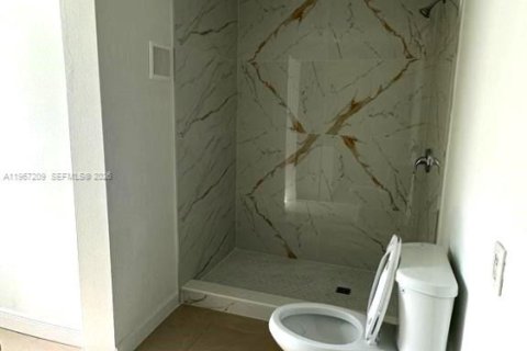 Appartement à louer à Miami, Floride: 2 chambres, 74.32 m2 № 2028485 - photo 8