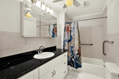 House in Ruskin, Florida 2 bedrooms, 180.23 sq.m. № 1826586 - photo 29