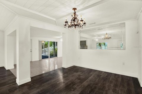 House in Ruskin, Florida 2 bedrooms, 180.23 sq.m. № 1826586 - photo 19