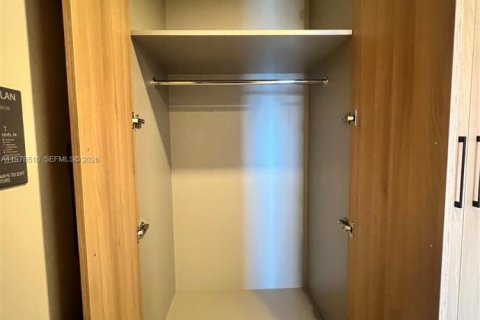 Condominio en venta en Miami, Florida, 42.36 m2 № 2044428 - foto 14