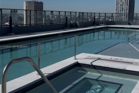 Condominio en venta en Miami, Florida, 42.36 m2 № 2044428 - foto 19