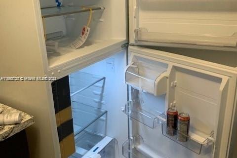 Copropriété à louer à Miami, Floride: 2 chambres, 86.4 m2 № 1946500 - photo 4