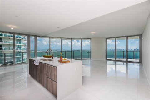 Copropriété à vendre à Miami, Floride: 3 chambres, 187.48 m2 № 1985340 - photo 15