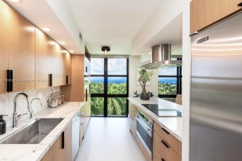 Condo in Key Biscayne, Florida, 2 bedrooms  № 1947231 - photo 11