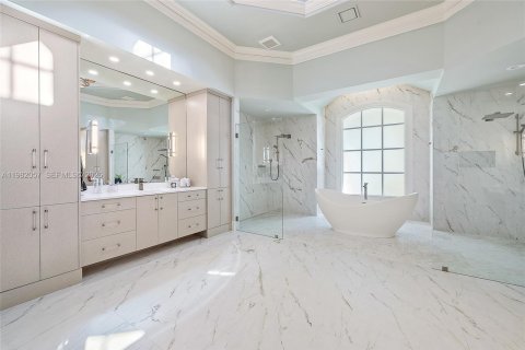 Casa en venta en Jupiter, Florida, 5 dormitorios, 648.92 m2 № 2045944 - foto 24