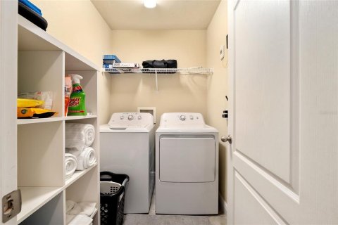 Condominio en venta en Gainesville, Florida, 2 dormitorios, 100.24 m2 № 2092816 - foto 25