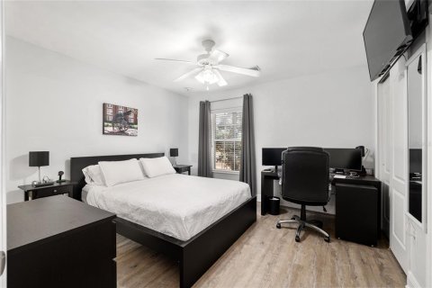 Condominio en venta en Gainesville, Florida, 2 dormitorios, 100.24 m2 № 2092816 - foto 21