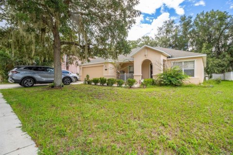 Casa en DeLand, Florida 3 dormitorios, 181.9 m2 № 2379254