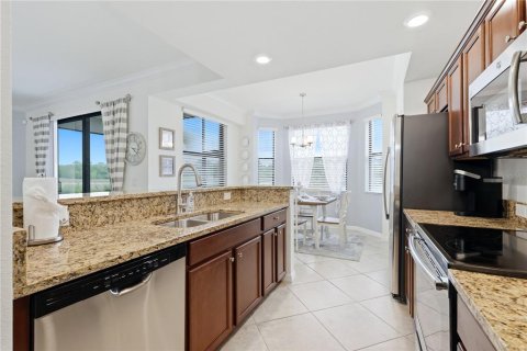 Copropriété à louer à Bradenton, Floride: 2 chambres, 106.09 m2 № 2202955 - photo 4