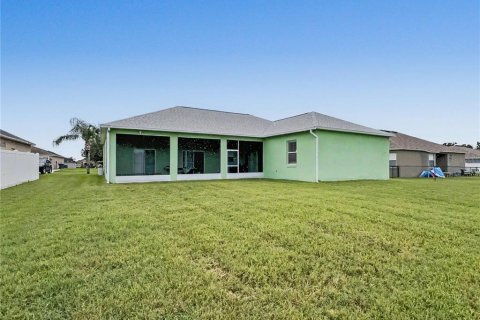 House in Lakeland, Florida 3 bedrooms, 191.1 sq.m. № 2209423 - photo 21