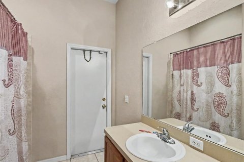 House in Lakeland, Florida 3 bedrooms, 191.1 sq.m. № 2209423 - photo 10