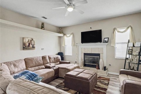 House in Lakeland, Florida 3 bedrooms, 191.1 sq.m. № 2209423 - photo 8