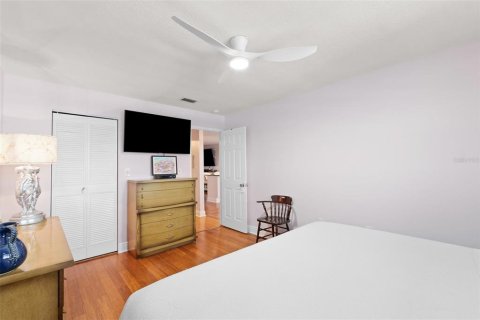 Condo in Gulfport, Florida, 1 bedroom  № 1782234 - photo 15