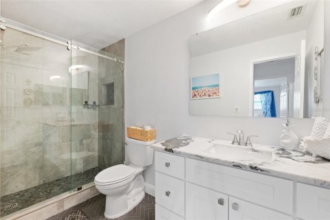 Condo in Gulfport, Florida, 1 bedroom  № 1782234 - photo 14