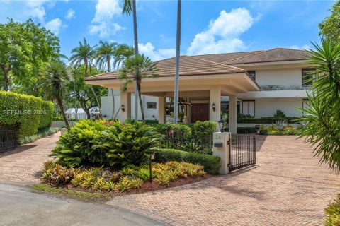 House in Key Biscayne, Florida 8 bedrooms, 850.89 sq.m. № 2339905 - photo 5