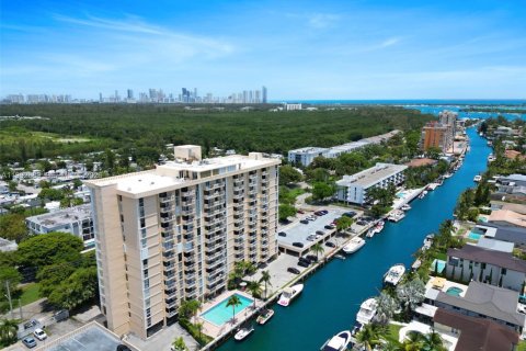Купить кондоминиум в Норт-Майами, Флорида 1 спальня, 67.17м2, № 2056724 - фото 19