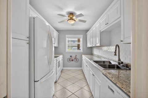 Купить кондоминиум в Делрей-Бич, Флорида 4 комнаты, 94.11м2, № 2179805 - фото 5