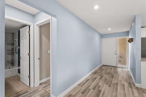 Casa en venta en Sarasota, Florida, 2 dormitorios, 101.54 m2 № 2381012 - foto 26