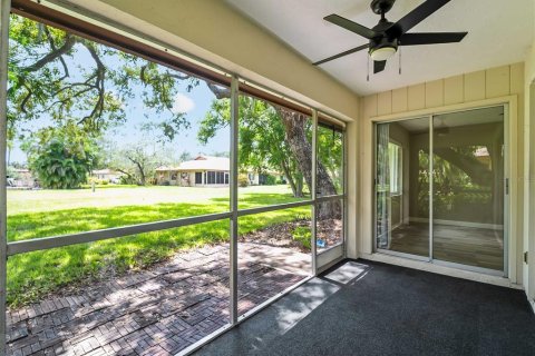 Casa en venta en Sarasota, Florida, 2 dormitorios, 101.54 m2 № 2381012 - foto 13
